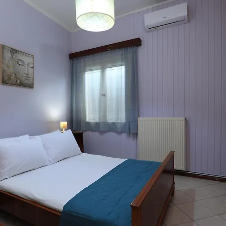 Irini's House Holiday home *